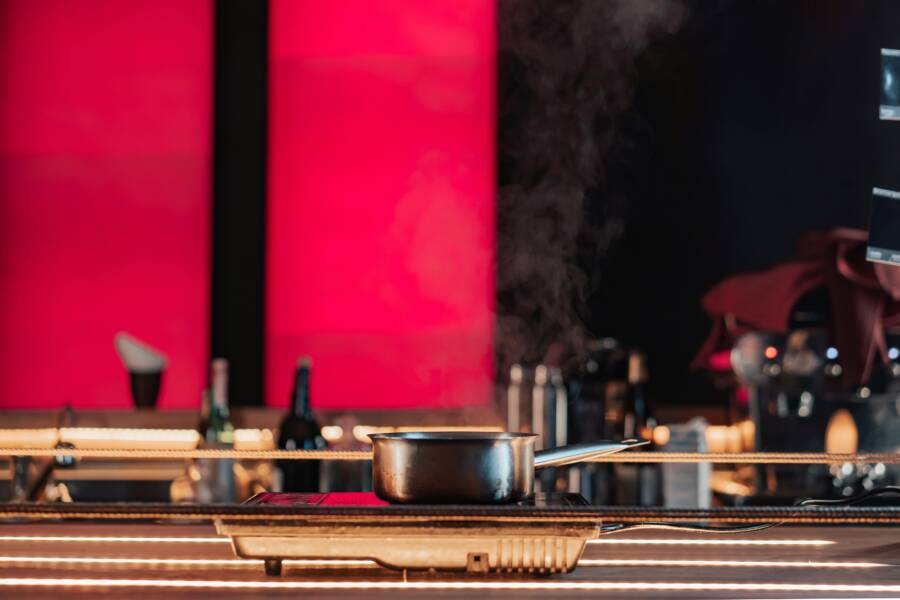 680W旅行鍋煮菜更快嗎？如何測量功率和沸騰時間