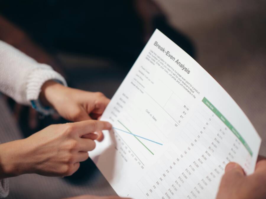 帶個小電飯鍋出國划算嗎？一周外出就餐費用試算比較