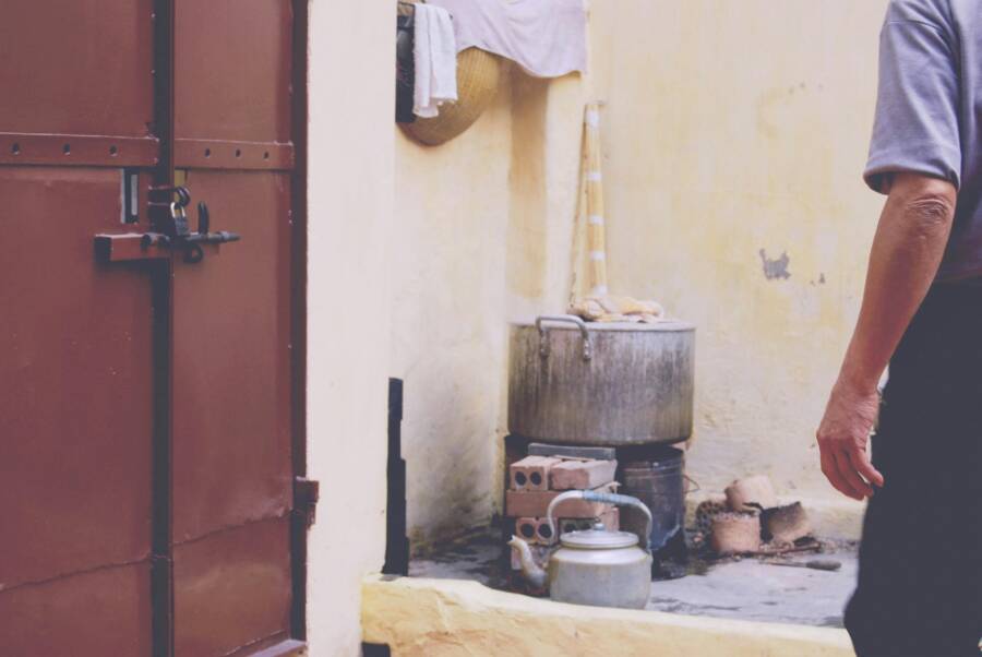 酒店客房烹飪工具對比：旅行鍋最實用嗎？