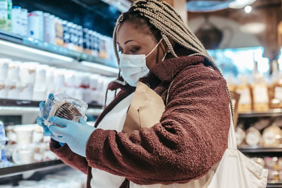 您如何閱讀產品標籤？掌握辨識成分和有效期限的技巧