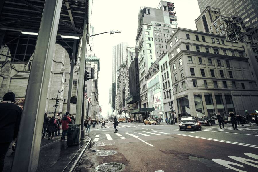 實用街景攝影：拍攝敘事城市照片的三個技巧