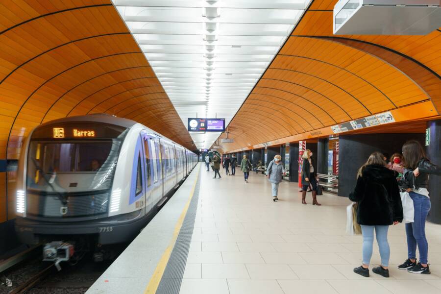 住在車站附近好嗎？評估交通效益和環境幹擾的指南
